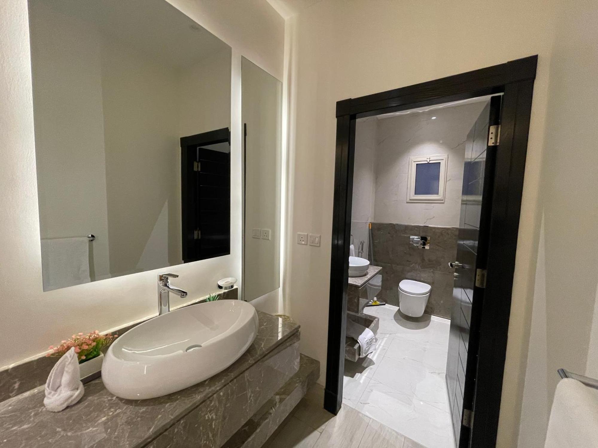 شقق خاصه بطابع حديث وفندقي - تسجيل ذاتي Private Apartments With Modern Vibes - Self Checkin Riyadh Eksteriør billede