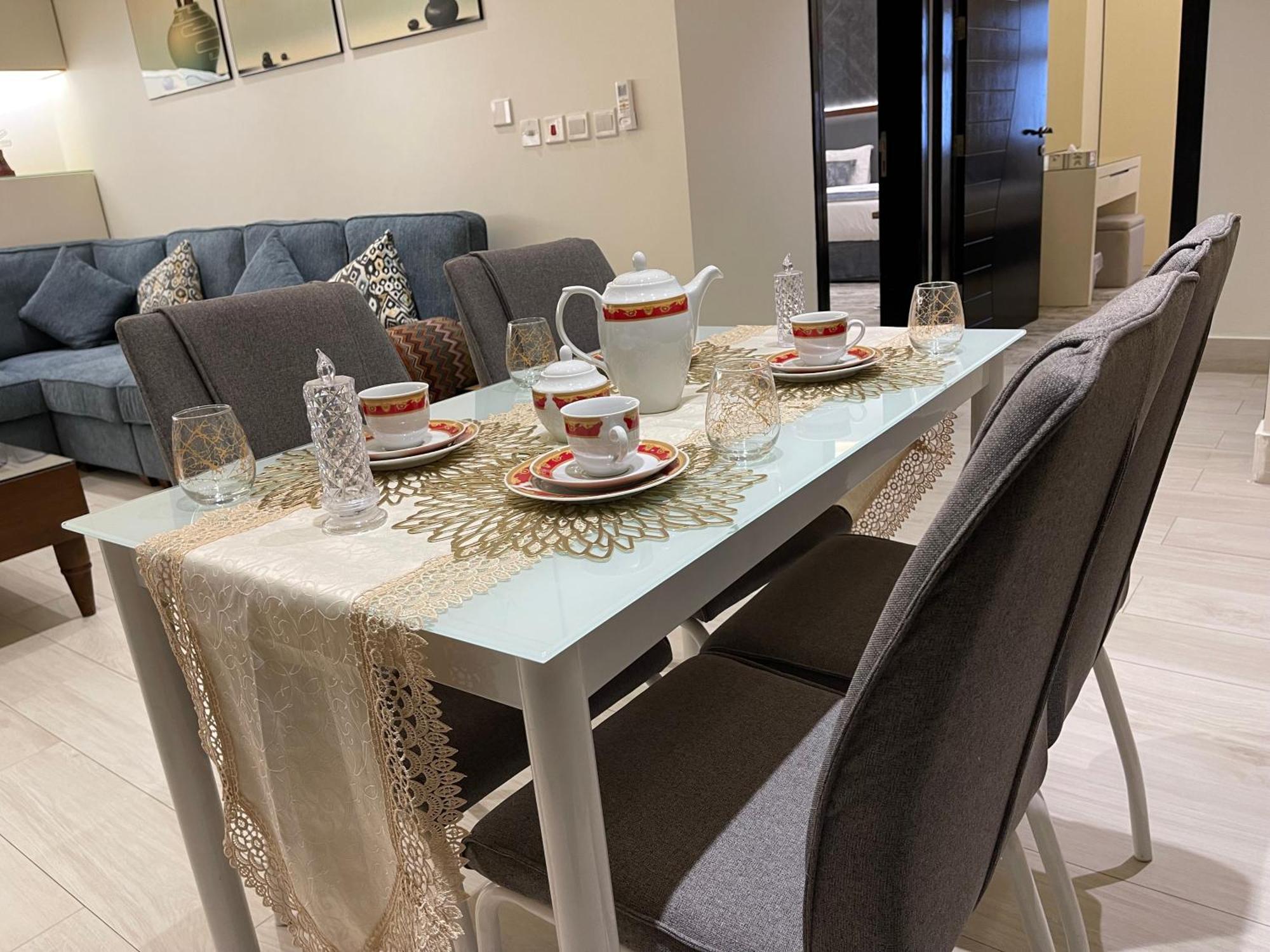 شقق خاصه بطابع حديث وفندقي - تسجيل ذاتي Private Apartments With Modern Vibes - Self Checkin Riyadh Eksteriør billede