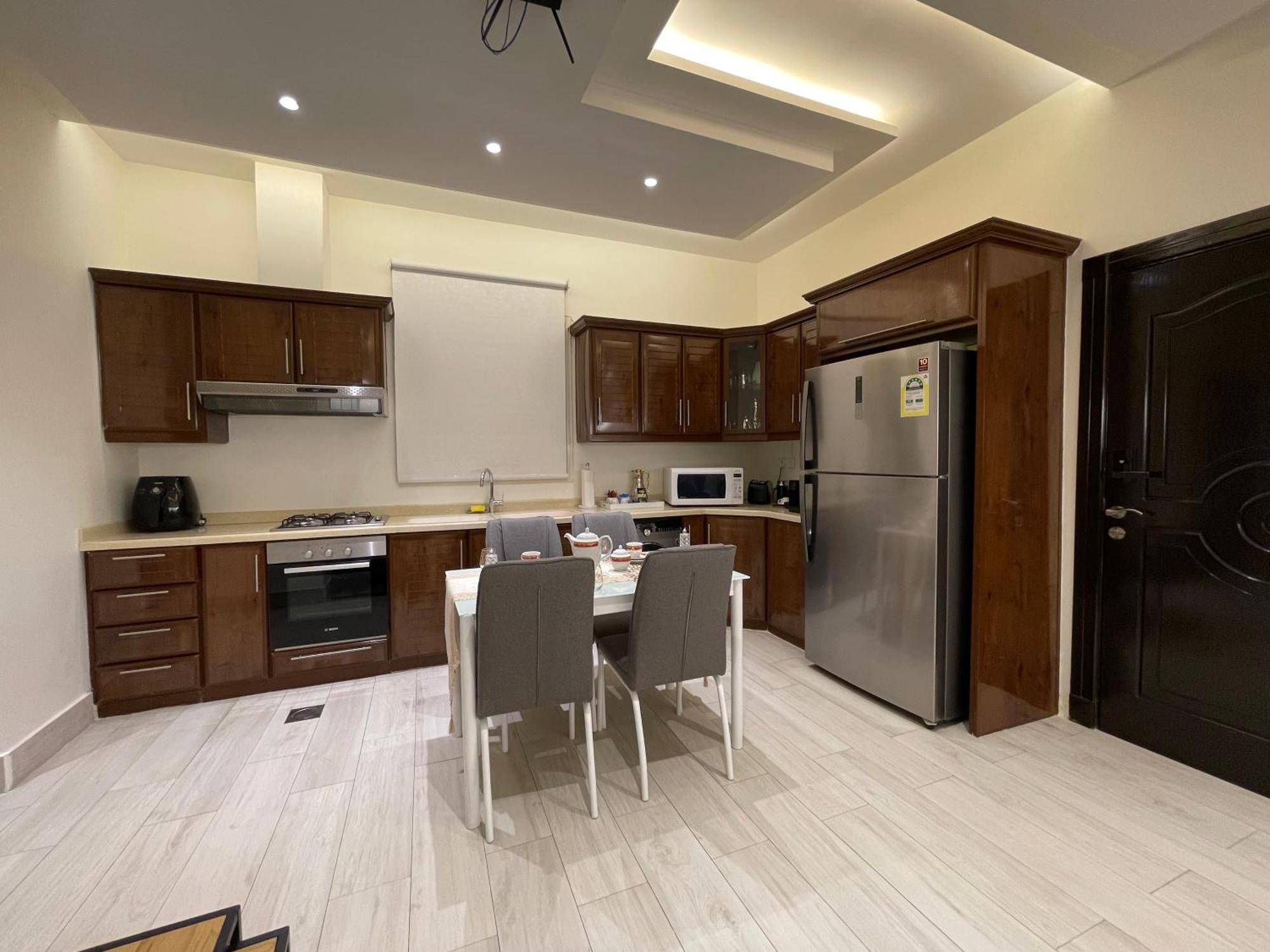 شقق خاصه بطابع حديث وفندقي - تسجيل ذاتي Private Apartments With Modern Vibes - Self Checkin Riyadh Eksteriør billede