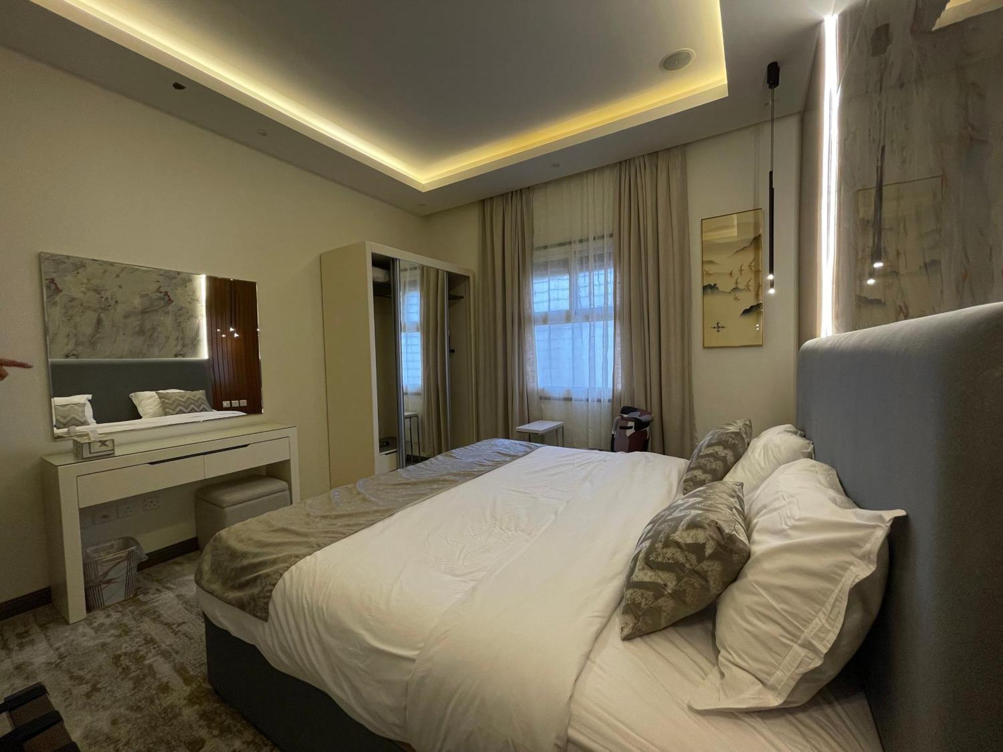 شقق خاصه بطابع حديث وفندقي - تسجيل ذاتي Private Apartments With Modern Vibes - Self Checkin Riyadh Eksteriør billede